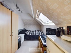 Photo 16- click for photo gallery